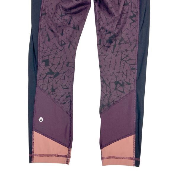 Lululemon Leggings Womens Size 4 Purple Black Trail Bound Cropped Yoga Pants - Picture 7 of 16